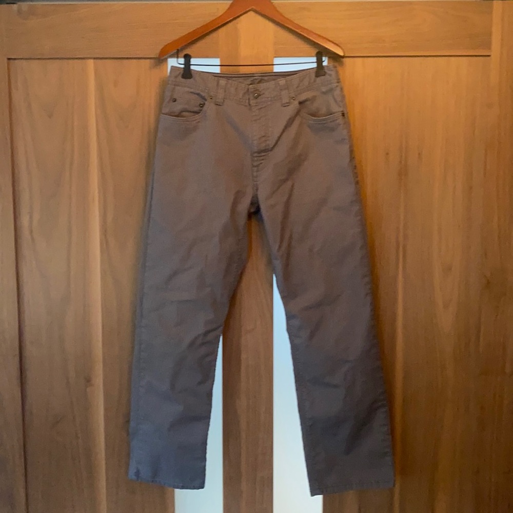 ⭐️ The North Face Gray Jeans